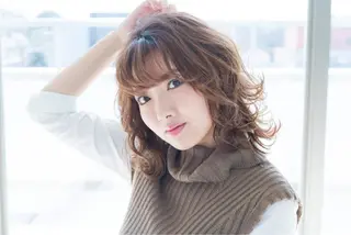 ミディアム カラー 小野 和摩のヘアスタイル