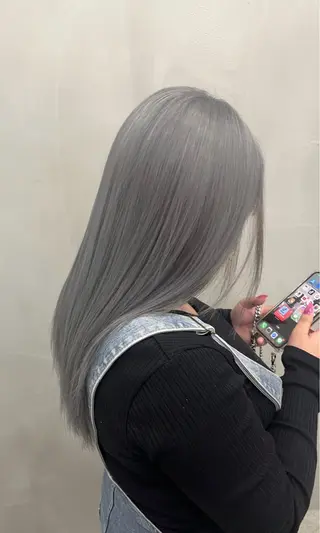 カラー とうだだいき レイヤーカットのヘアスタイル