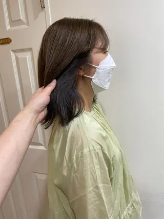 ミディアム カラー MIOベージュカラー 柔らかいカラーのヘアスタイル