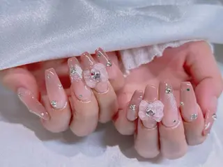 ネイル 長さ出し専門店 RIRIのネイルデザイン