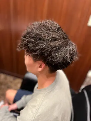 ミディアム 寺嶋 涼のヘアスタイル