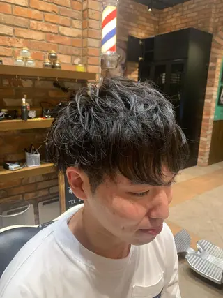 ショート パーマ メンズ 新宿駅近! 💈口コミ多数✨のヘアスタイル