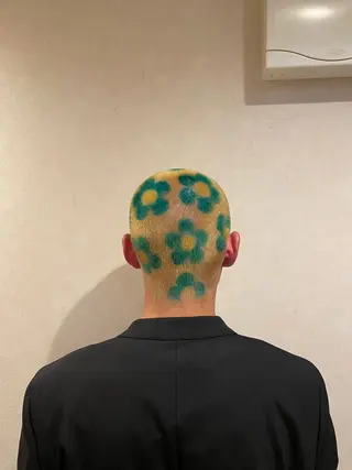 カラー メンズ MOKA🌼 淵野辺デザインカラーのヘアスタイル