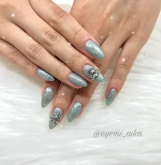 ネイル laboT nuit aikaのネイルデザイン