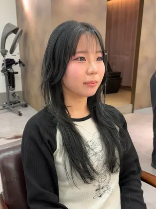 ロング カラー 大谷 拓夢のヘアスタイル