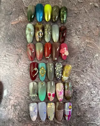 ショート 2DY NAIL SALONのネイルデザイン