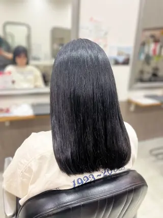 カラー 艶髪🥣透明感カラー 🫧前田奈津実のヘアスタイル