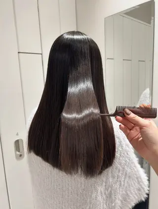 ロング Unami 渋谷 ／kirariのヘアスタイル