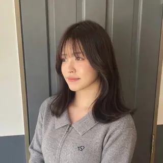 ミディアム カラー lolonois / aikuのヘアスタイル