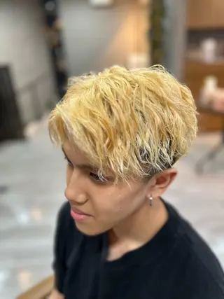 パーマ メンズ arika オケシ　リョウダイのヘアスタイル