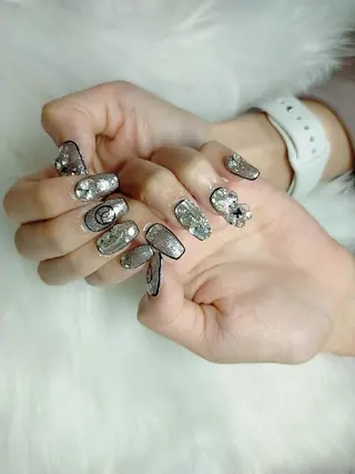 ネイル 森 ネイルサロンのネイルデザイン