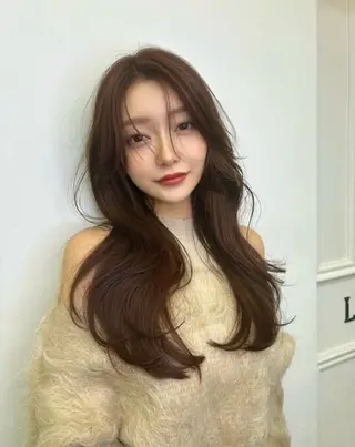カラー Cocoro 艶カラーのヘアスタイル