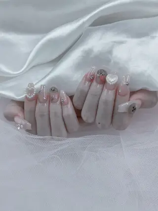 ネイル 𝑌𝑈𝑈𝐾𝐴 /ワンホン/量産型のネイルデザイン