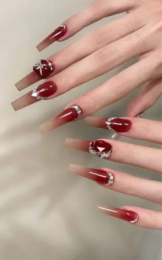 ネイル D-BEAUTY Nailsalonのネイルデザイン