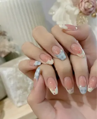 カラー AIN Nailのネイルデザイン