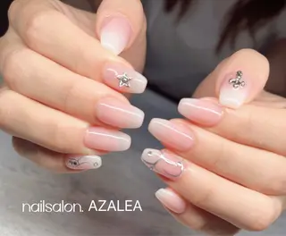 ネイル R inのネイルデザイン