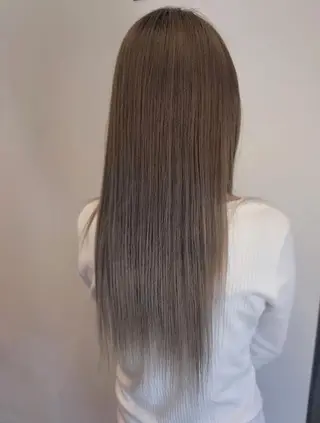 ロング カラー 藤井 健のヘアスタイル