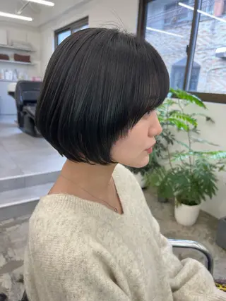 ショート カラー ボブショート/岩崎 明生のヘアスタイル