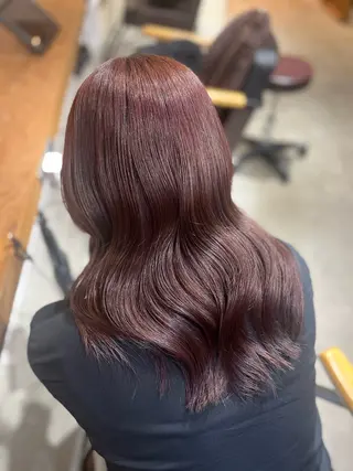ミディアム 塩川ももこ/ 自然な縮毛矯正のヘアスタイル