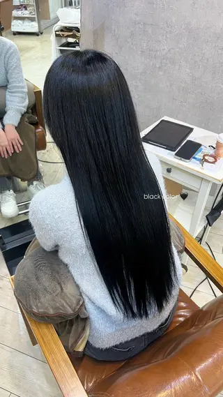 ロング 近江流奈☆透明感カラ ー☆髪質改善☆のヘアスタイル