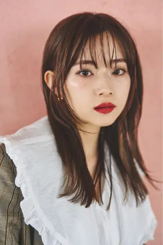 MIYU透明感カラー ブリーチなしWカラーのヘアスタイル