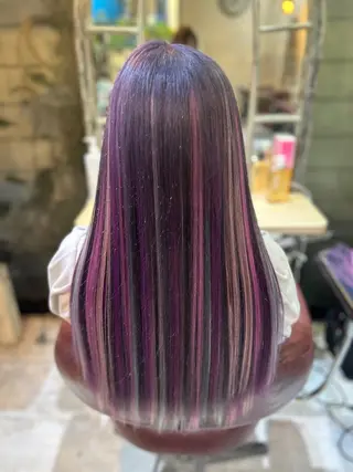 ロング カラー ササ キのヘアスタイル