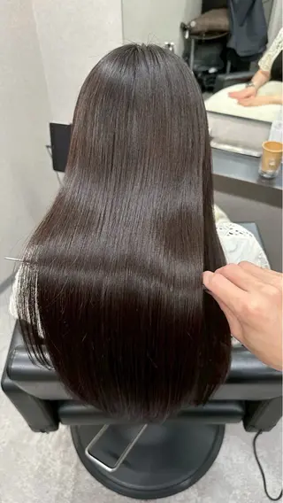 ロング カラー SLASHスラッシュ 兵頭　裕のヘアスタイル