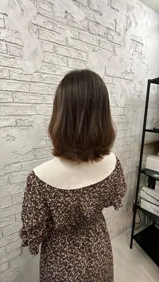 ミディアム 🪽髪質改善矯正 🤍MIU🤍のヘアスタイル