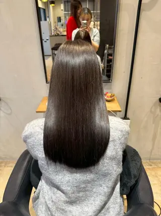 カラー 谷岡 沙也佳のヘアスタイル