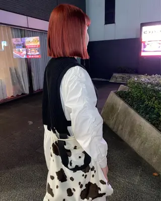 ミディアム デザインカラー/ボブ ブリーチカラー/ユリのヘアスタイル