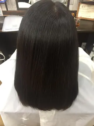 カラー 中山 ルミ子のヘアスタイル