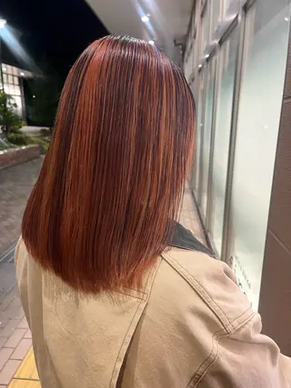 ミディアム カラー 加藤 奈菜のヘアスタイル