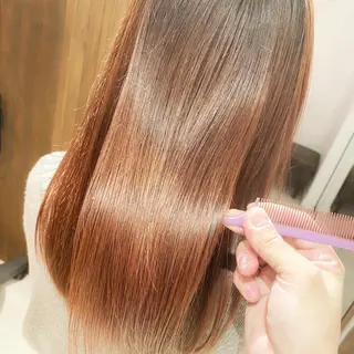 セミロング 髪質改善特化 安東駿介のヘアスタイル