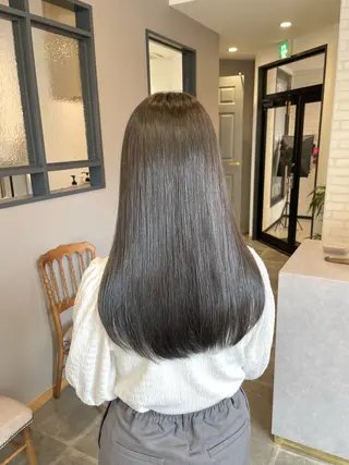 ロング カラー 西村 れいのヘアスタイル