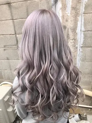 カラー ダブルスキルエクステ /羽エクステ白石宇由のヘアスタイル