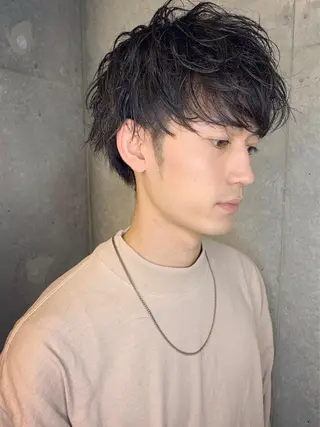 パーマ イシイ リョウヘイのヘアスタイル