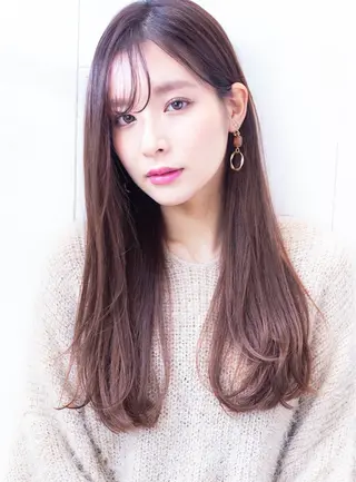 ロング カラー 長尾 桃佳のヘアスタイル
