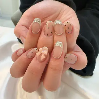 ネイル Elegancia. Hiromiのネイルデザイン