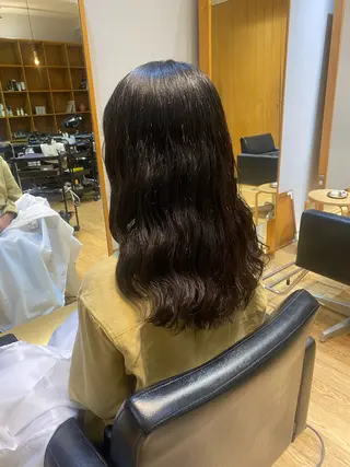 セミロング 大人可愛い♡コテ巻き パーマ🌼杉田 萌恵のヘアスタイル