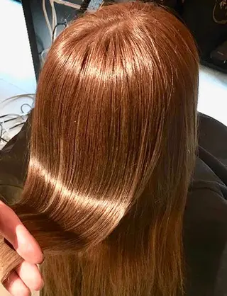 ロング 縮毛矯正専門店 FUNNYのヘアスタイル