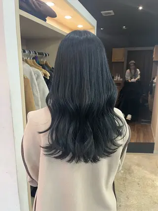 セミロング カラー 🪽髪質改善矯正 🤍MIU🤍のヘアスタイル