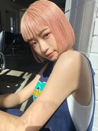 ショート カラー ハイトーンを育てる ブリーチカラー/牧原のヘアスタイル