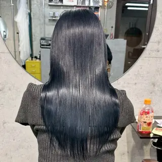 ロング フジマ ハルナのヘアスタイル