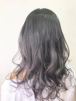 カラー ダブルスキルエクステ /羽エクステ白石宇由のヘアスタイル