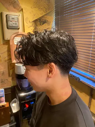 ショート パーマ メンズ 💈メンズカット 中野💈志賀 隼樹のヘアスタイル