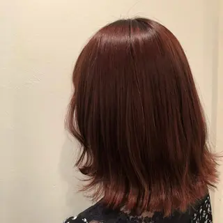 ミディアム カラー 安澤 彩奈のヘアスタイル