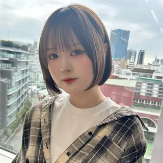ショート カラー ボブ×艶髪｜ 艶カラー🩶石橋怜大のヘアスタイル