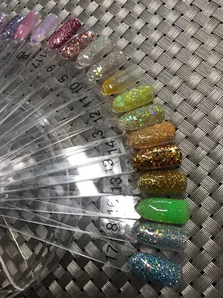 ネイル 金沢 未緒のネイルデザイン