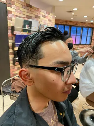 メンズ メンズサロン AXLのヘアスタイル