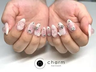 ネイル ネイルルーム チャームのネイルデザイン